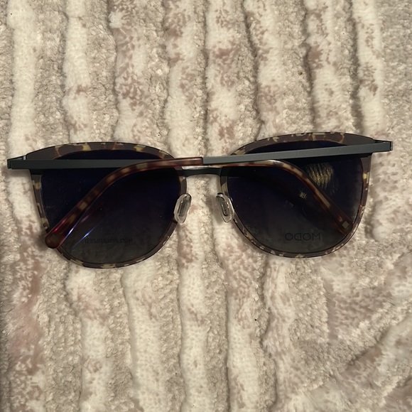 MODO SUNGLASSES Model 665 Tortoise Frame Titanium Lightweight Frames NWT - Picture 10 of 11